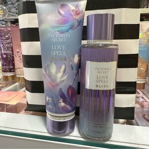 Victoria Secret Love Spell Perfume and Lotion Set